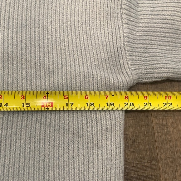 NWT Abercrombie & Fitch Easy Funnel Neck Sweater - Picture 9 of 12